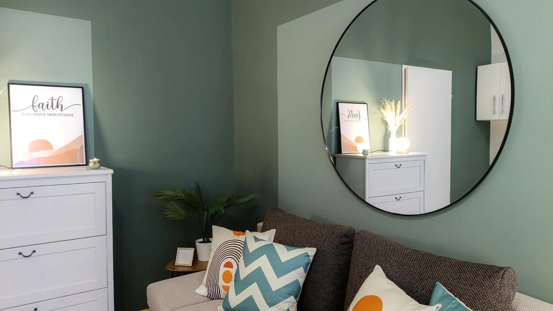 Apartments Deluxe Zum Wohlfuehlen Vienna 0*,  Austria